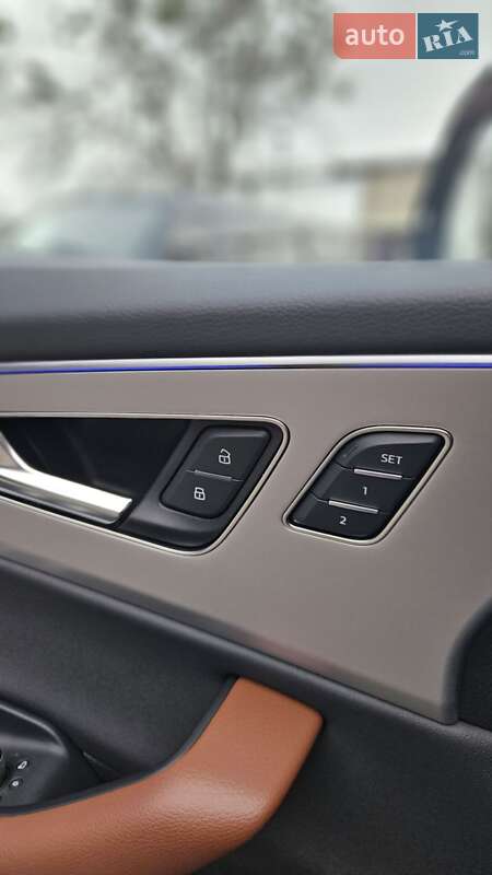 Позашляховик / Кросовер Audi Q8 2025 в Києві