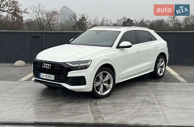 Позашляховик / Кросовер Audi Q8 2021 в Києві