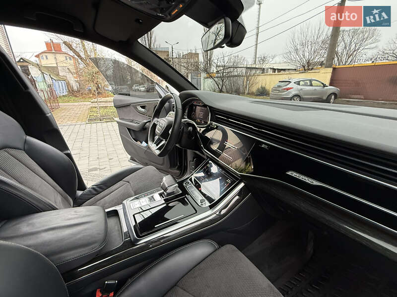 Позашляховик / Кросовер Audi Q8 2021 в Миколаєві фото 50 Позашляховик / Кросовер Audi Q8 2021 в Миколаєві