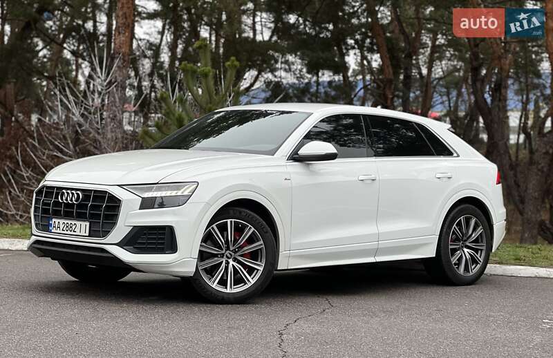 Внедорожник / Кроссовер Audi Q8 2020 в Киеве