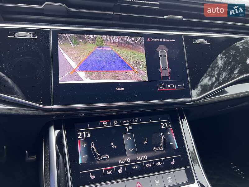 Внедорожник / Кроссовер Audi Q8 2020 в Киеве