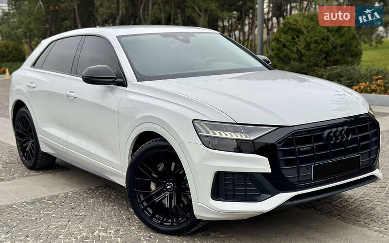 Позашляховик / Кросовер Audi Q8 2023 в Дніпрі
