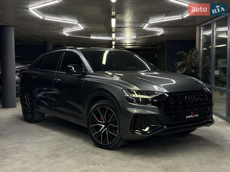 Позашляховик / Кросовер Audi Q8 2019 в Одесі