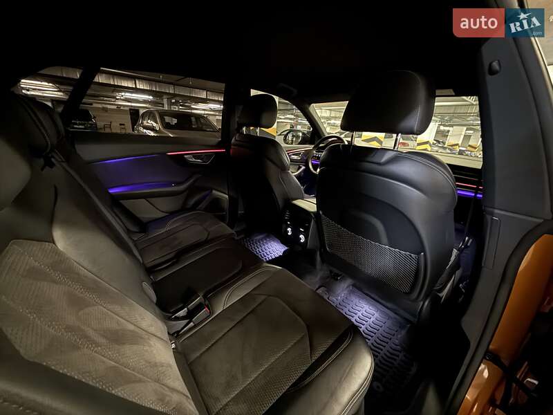 Внедорожник / Кроссовер Audi Q8 2020 в Киеве фото 76 Внедорожник / Кроссовер Audi Q8 2020 в Киеве