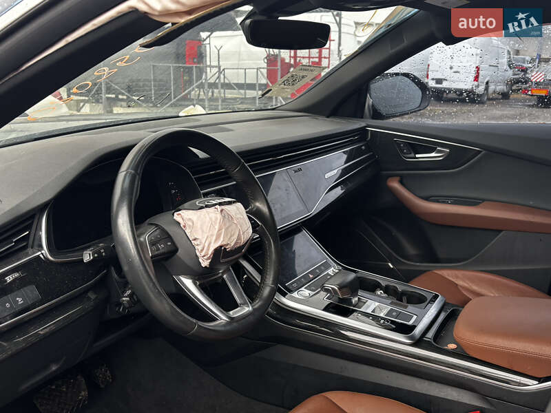 Внедорожник / Кроссовер Audi Q8 2019 в Стрые