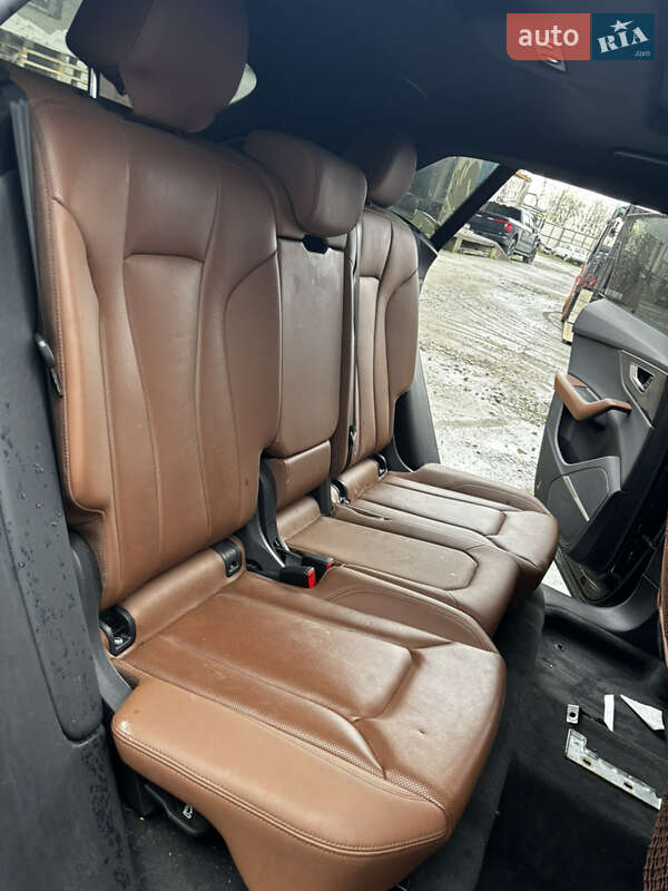 Внедорожник / Кроссовер Audi Q8 2019 в Стрые