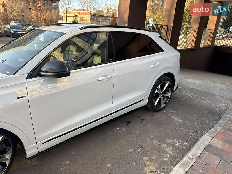 Внедорожник / Кроссовер Audi Q8 2021 в Львове фото 40 Внедорожник / Кроссовер Audi Q8 2021 в Львове