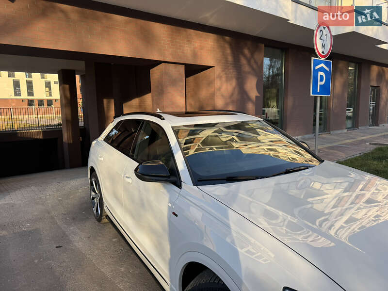 Внедорожник / Кроссовер Audi Q8 2021 в Львове фото 50 Внедорожник / Кроссовер Audi Q8 2021 в Львове