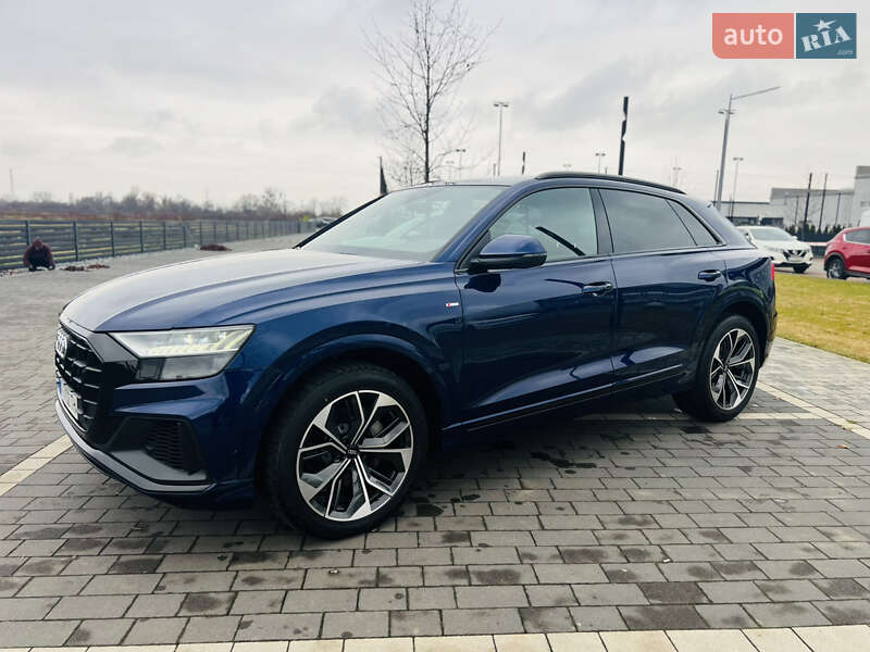 Внедорожник / Кроссовер Audi Q8 2020 в Мукачево