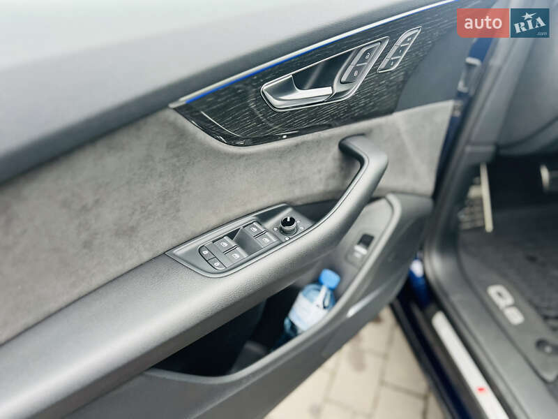 Внедорожник / Кроссовер Audi Q8 2020 в Мукачево