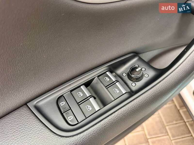 Внедорожник / Кроссовер Audi Q8 2021 в Одессе фото 36 Внедорожник / Кроссовер Audi Q8 2021 в Одессе