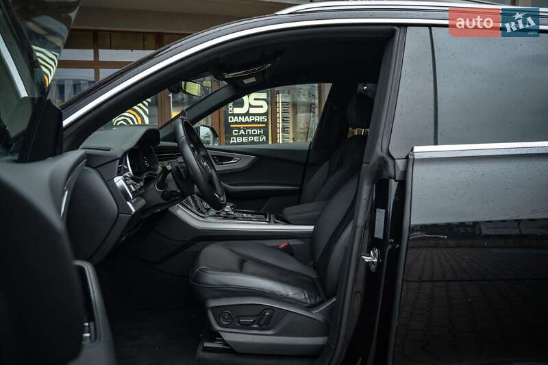 Позашляховик / Кросовер Audi Q8 2021 в Чернівцях фото 23 Позашляховик / Кросовер Audi Q8 2021 в Чернівцях