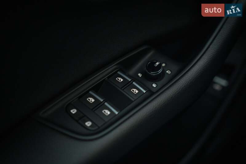 Позашляховик / Кросовер Audi Q8 2021 в Чернівцях фото 25 Позашляховик / Кросовер Audi Q8 2021 в Чернівцях