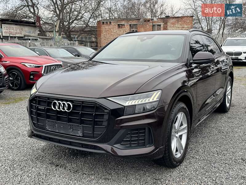 Внедорожник / Кроссовер Audi Q8 2019 в Тернополе