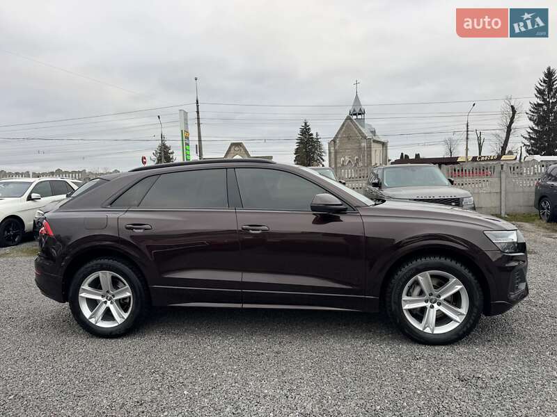 Внедорожник / Кроссовер Audi Q8 2019 в Тернополе