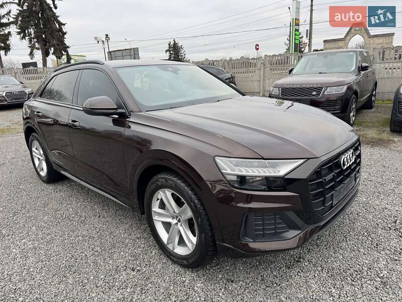 Внедорожник / Кроссовер Audi Q8 2019 в Тернополе