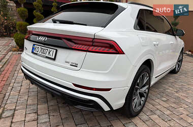 Позашляховик / Кросовер Audi Q8 2018 в Ужгороді