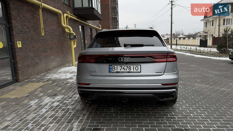 Внедорожник / Кроссовер Audi Q8 2020 в Полтаве