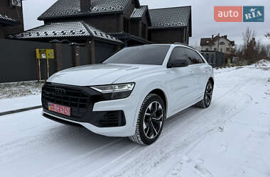 Позашляховик / Кросовер Audi Q8 2019 в Києві