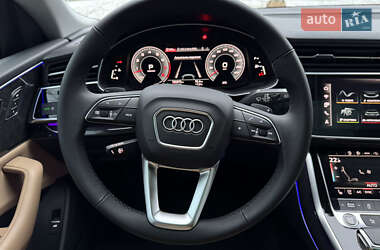 Внедорожник / Кроссовер Audi Q8 2021 в Киеве
