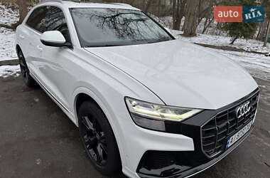 Внедорожник / Кроссовер Audi Q8 2021 в Киеве