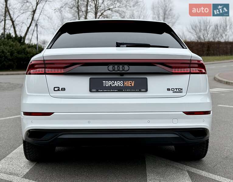 Позашляховик / Кросовер Audi Q8 2023 в Києві