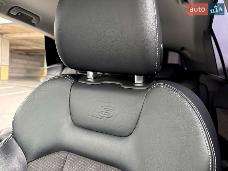 Позашляховик / Кросовер Audi Q8 2023 в Києві