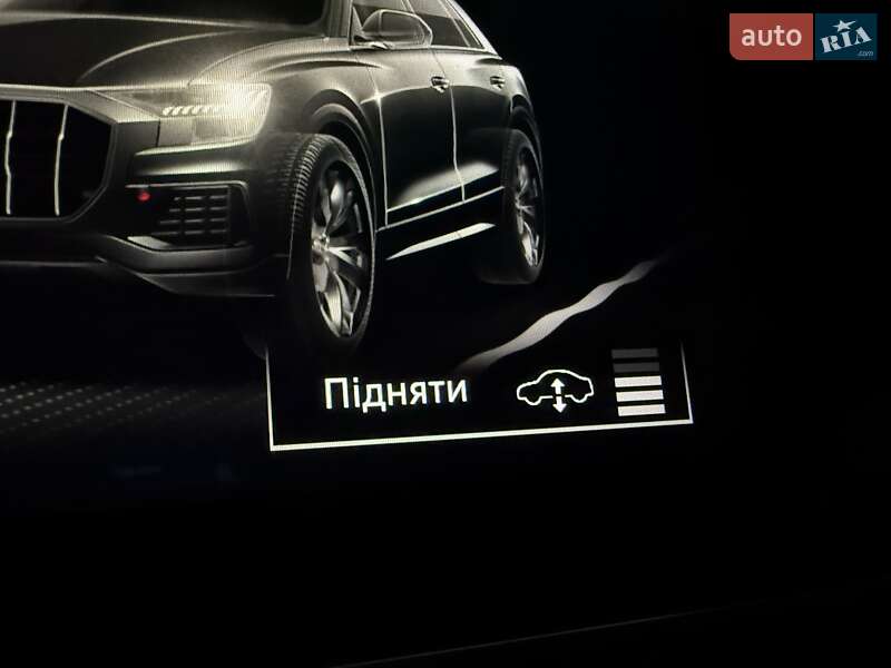 Позашляховик / Кросовер Audi Q8 2023 в Києві