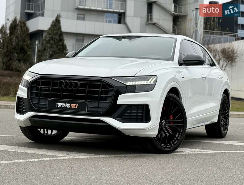 Позашляховик / Кросовер Audi Q8 2023 в Києві