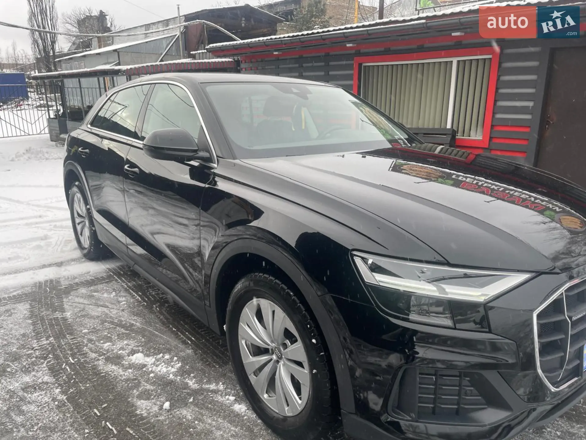 2019 Audi Q8 - мініатюра 2