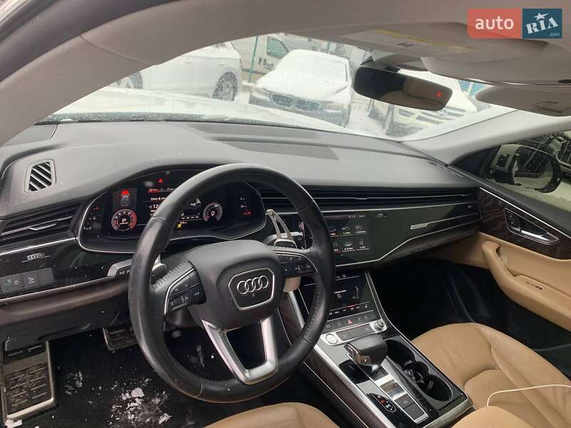 Внедорожник / Кроссовер Audi Q8 2019 в Стрые