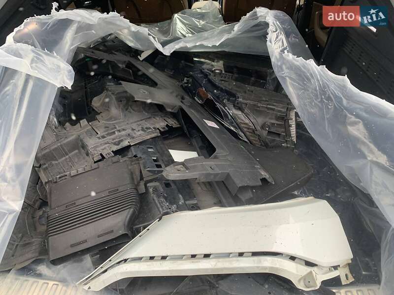 Внедорожник / Кроссовер Audi Q8 2019 в Стрые