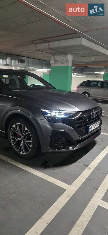 Позашляховик / Кросовер Audi Q8 2024 в Дніпрі фото Позашляховик / Кросовер Audi Q8 2024 в Дніпрі