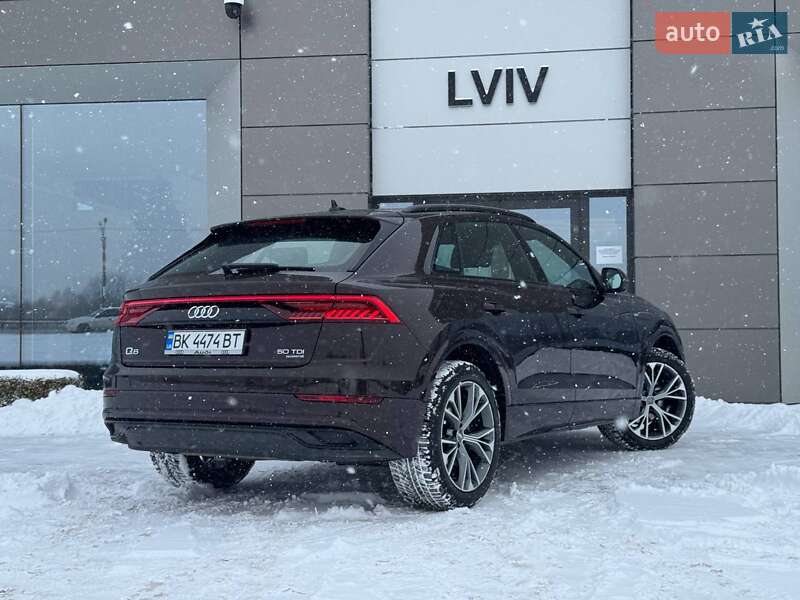 Внедорожник / Кроссовер Audi Q8 2019 в Львове