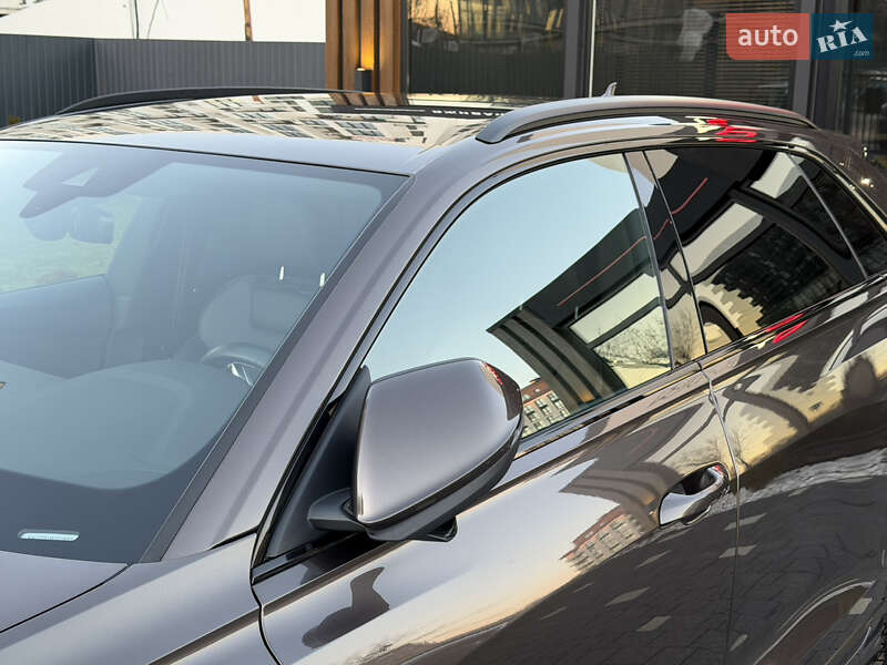 Позашляховик / Кросовер Audi Q8 2019 в Ужгороді фото 11 Позашляховик / Кросовер Audi Q8 2019 в Ужгороді