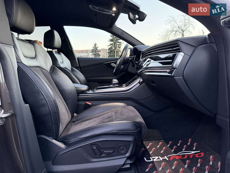 Позашляховик / Кросовер Audi Q8 2019 в Ужгороді фото 43 Позашляховик / Кросовер Audi Q8 2019 в Ужгороді