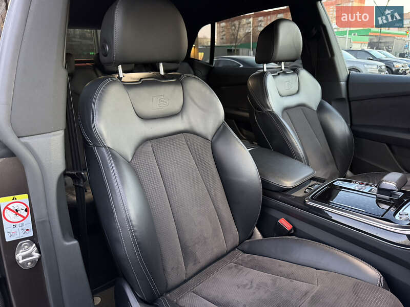 Позашляховик / Кросовер Audi Q8 2019 в Ужгороді фото 46 Позашляховик / Кросовер Audi Q8 2019 в Ужгороді