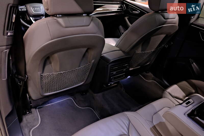 Позашляховик / Кросовер Audi Q8 2019 в Одесі фото 40 Позашляховик / Кросовер Audi Q8 2019 в Одесі