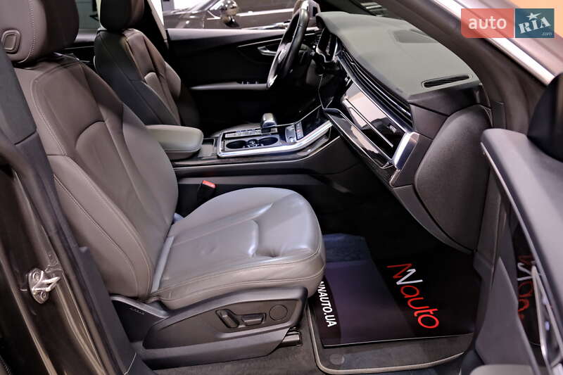 Позашляховик / Кросовер Audi Q8 2019 в Одесі фото 47 Позашляховик / Кросовер Audi Q8 2019 в Одесі