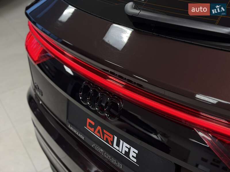 Внедорожник / Кроссовер Audi Q8 2019 в Тернополе