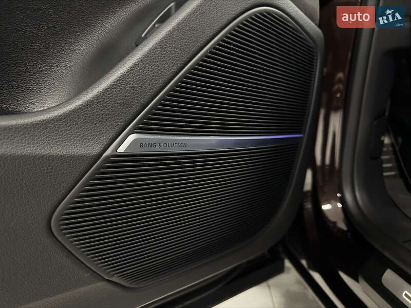 Внедорожник / Кроссовер Audi Q8 2019 в Тернополе