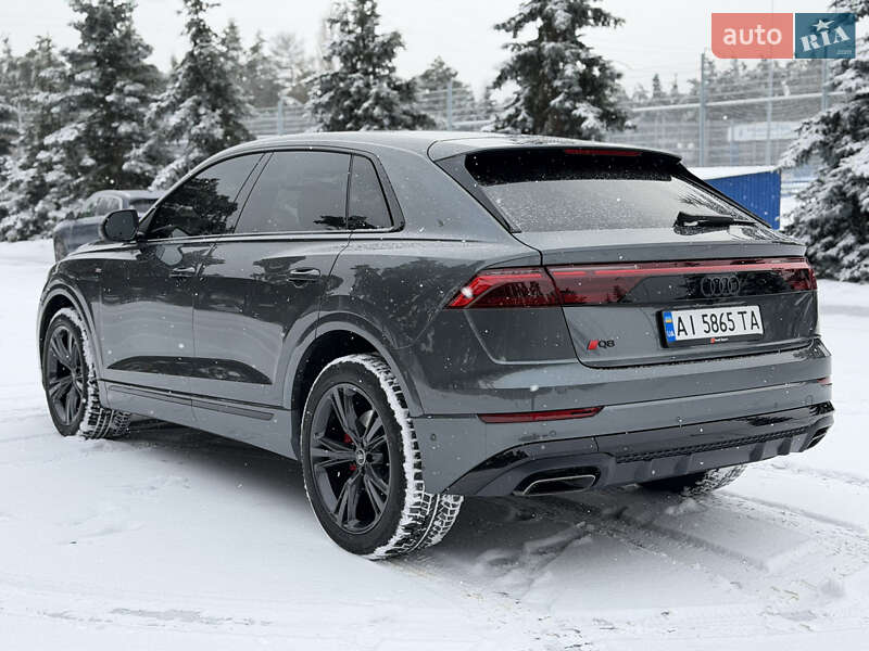 Внедорожник / Кроссовер Audi Q8 2024 в Киеве