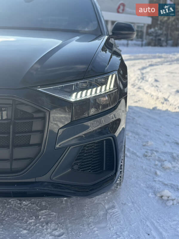 Внедорожник / Кроссовер Audi Q8 2018 в Житомире