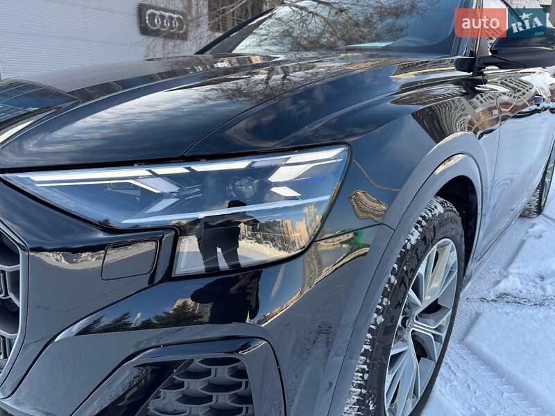 Внедорожник / Кроссовер Audi Q8 2025 в Киеве