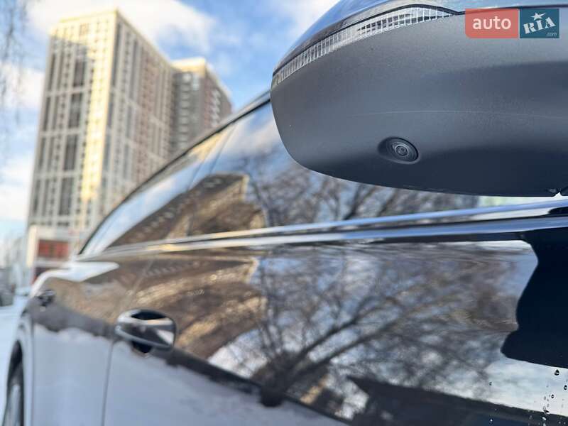 Внедорожник / Кроссовер Audi Q8 2025 в Киеве