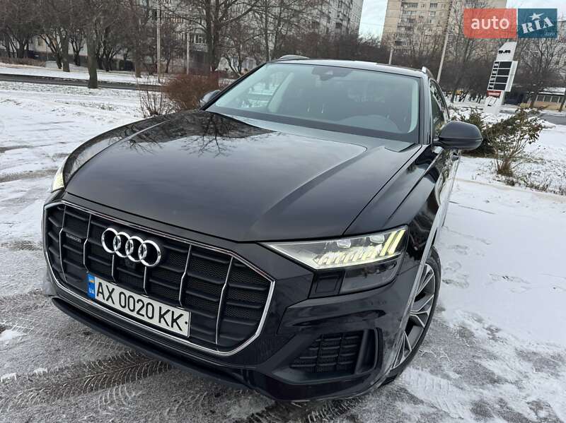 Внедорожник / Кроссовер Audi Q8 2020 в Харькове