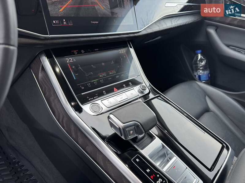 Внедорожник / Кроссовер Audi Q8 2020 в Харькове