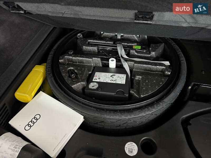 Внедорожник / Кроссовер Audi Q8 2020 в Харькове