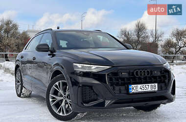 Позашляховик / Кросовер Audi Q8 2025 в Києві