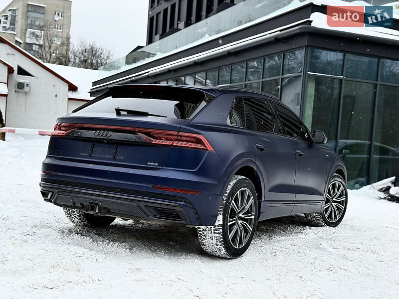 Позашляховик / Кросовер Audi Q8 2018 в Львові